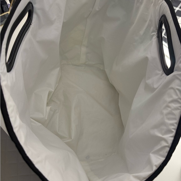 Scout Monochrome Checkered Tote - Picture 3 of 10